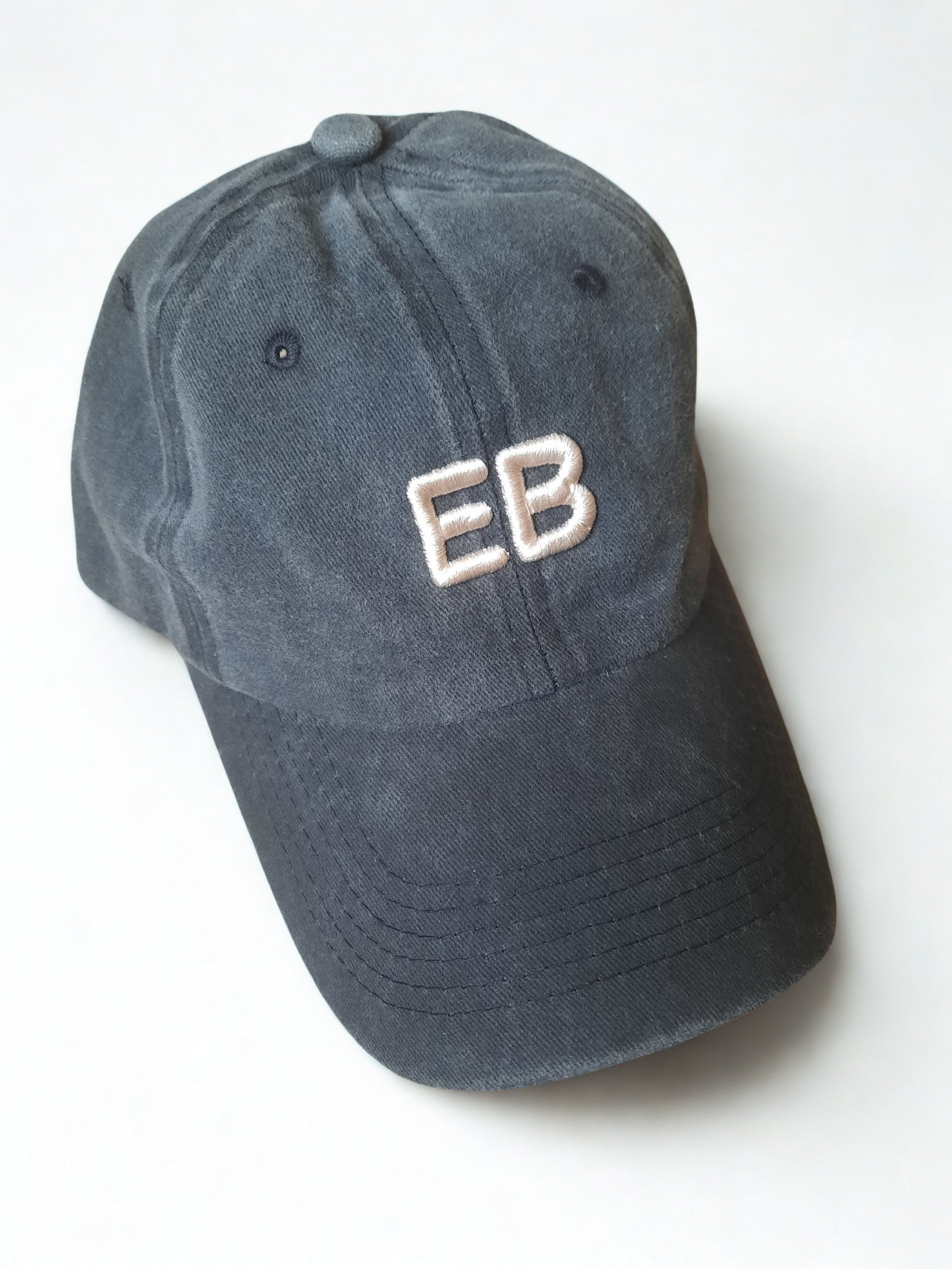 𝗔𝗟𝗣𝗛𝗔, 2 Karakter ile Kişiselleştirilebilir Nakışlı Şapka