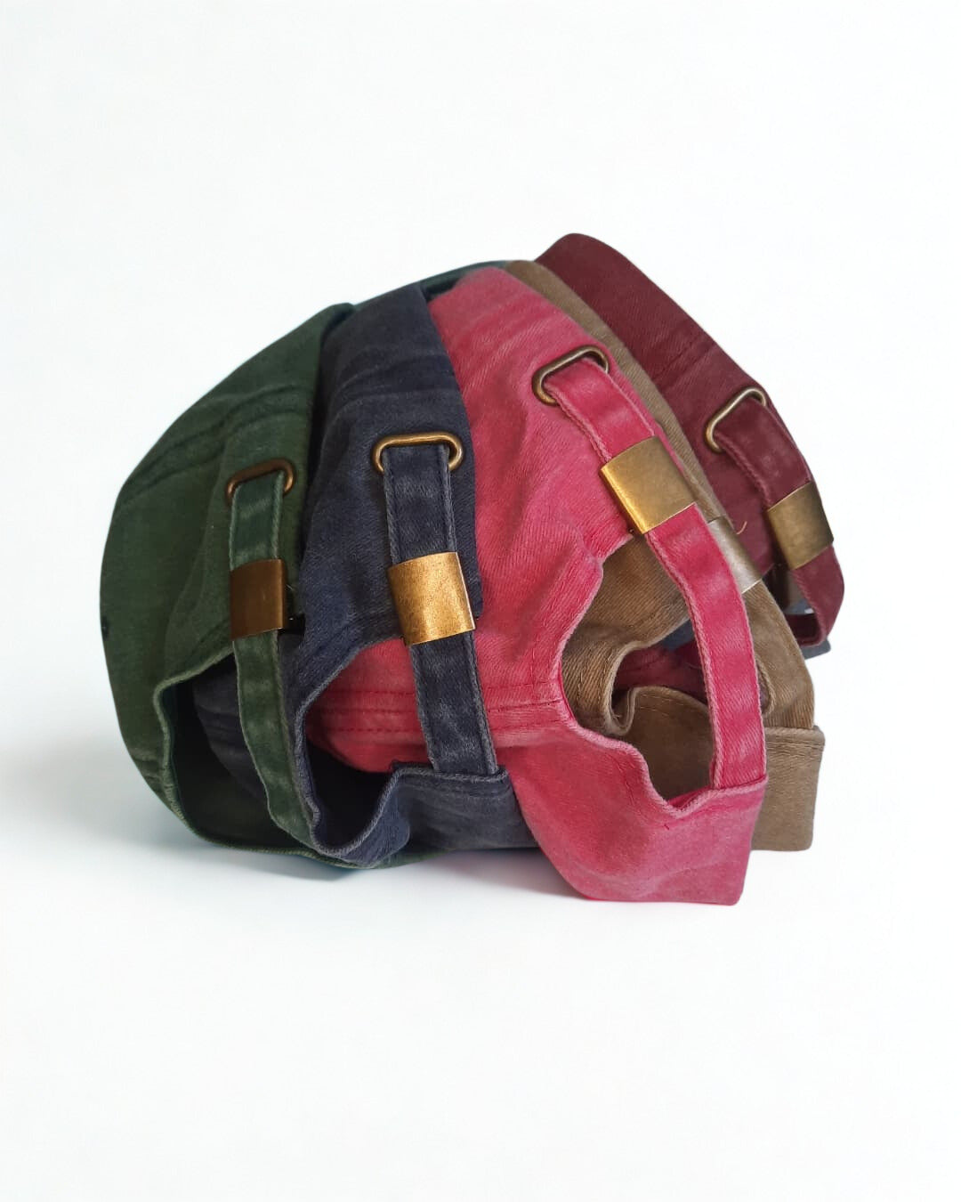 𝐂𝐎𝐋𝐋𝐄𝐆𝐄, 3 Karakter ile Kişiselleştirilebilir Nakışlı Şapka